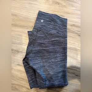 Lululemon capri leggings size 6